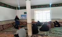 برگزاری کلاس آموزشی بیماری های مشترک بین انسان و دام در روستای قجر شهرستان ایلام 